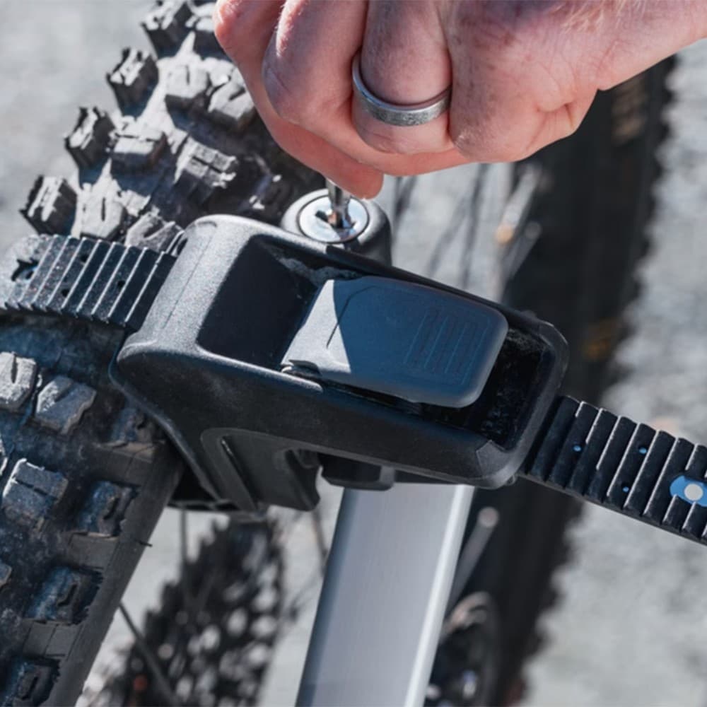 Thule Vero 2 Bike Hitch Rack Locks